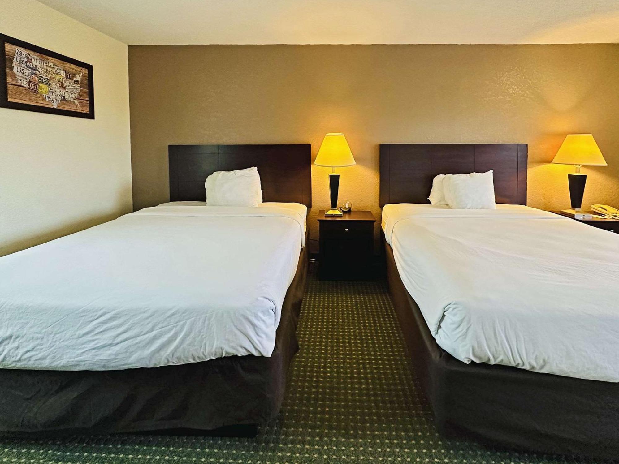 Econo Lodge Каннаполис Экстерьер фото