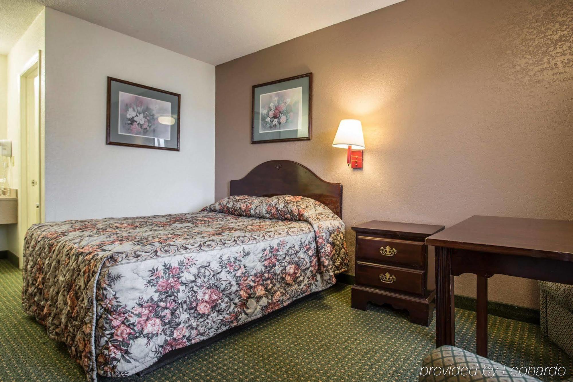 Econo Lodge Каннаполис Экстерьер фото